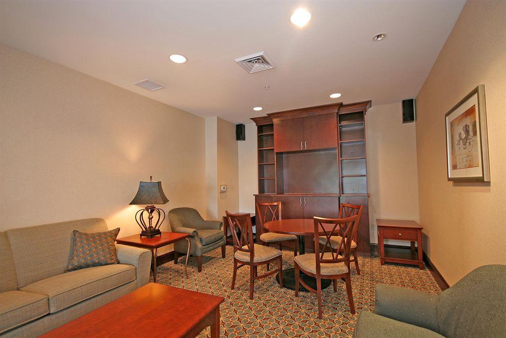 Homewood Suites Newport News - Yorktown By Hilton Room photo